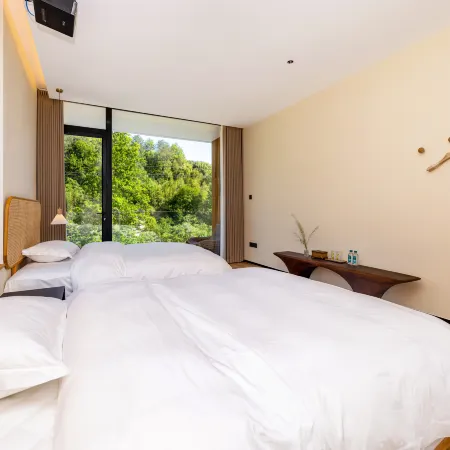 Qianxun·Yifang Homestay (OMG Heartbeat Paradise)