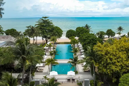 Layana Resort & Spa Отели рядом с достопримечательностью «Thung Yee Pheng Mangrove Forest»