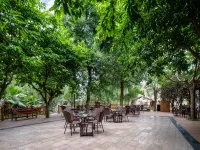 Zhualongxi Garden Hotel