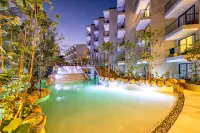 Phuket Emerald Beach Resort - 5 stjerner
