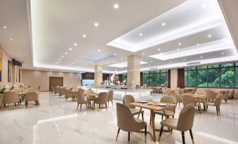 Suitetrails - Vienna Hotel (Guilin Convention and Exhibition Center Lijiang Riverside)