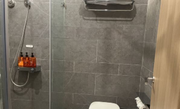 Orange Hotel (Shanghai Lujiazui Dongfang Road Branch)