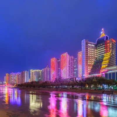庫爾勒梨城花園酒店 鄰近天鵝河景區-庫爾勒風帆廣場的酒店