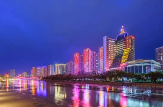 Korla Pear City Garden Hotel Hotel in zona Kongque River Scenery Area