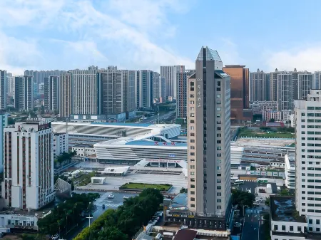 Xana Hotelle (Maoming High-Speed Railway Station North Square) Отели рядом со станцией Maoming Railway Station