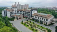 Rushui Forest Hotel