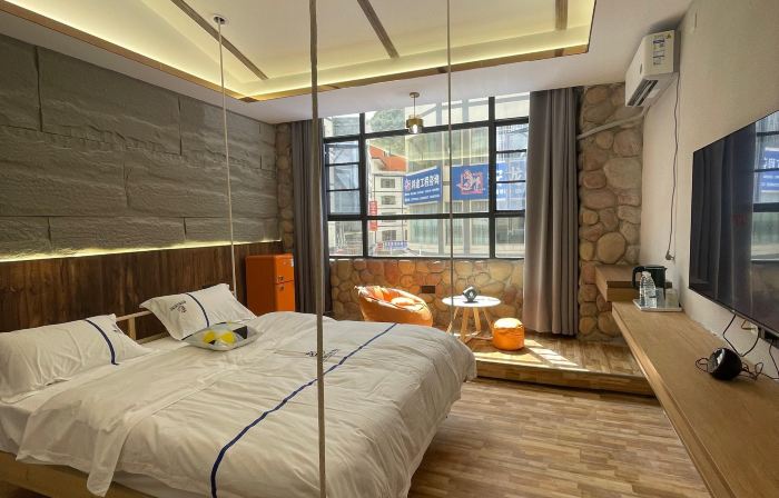 Zhijia Multi-functional Hotel (Anlong Branch)