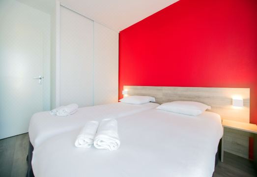 툴루즈 호텔 내부 분석