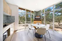 Discovery Resorts - Wilpena Pound Hotels in Flinders Ranges