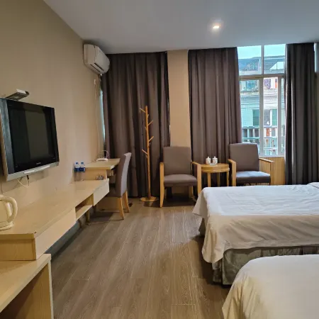 Guanhua Business Hotel