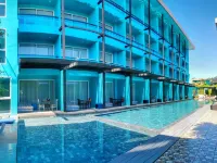 Beach Walk Boutique Resort Hotels near Mountain Shadow Golf Club