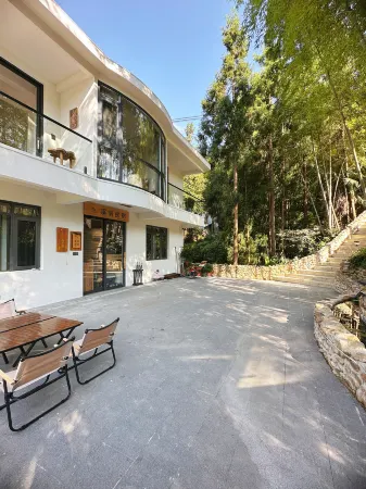 Tiantai Mountain Xinan Homestay Отели рядом с достопримечательностью «Shiliang Waterfall»