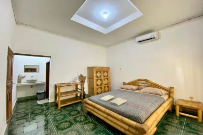 DUYUNG ROOMS & RESTO GERUPUK Hotel di Mertak