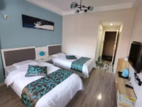 Peace Yijia Hotel