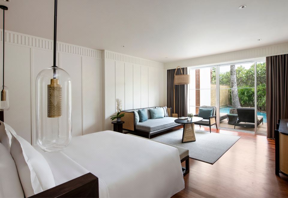 2. InterCon..