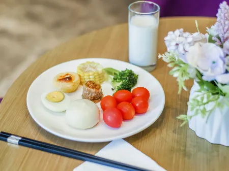 Lavande Hotel (Chengdou Qingbai River Phoenix Lake) Отели рядом с достопримечательностью «Sichuan Construction Department Televison University Branch (Junior College)»