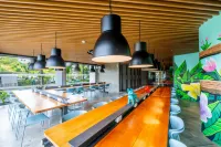 HOMA Phuket Town - Business