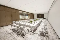 Hawaii International Hotel