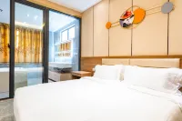 Home me Hotel