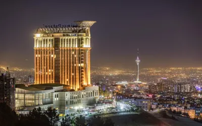 Espinas Palace Hotel Tehran