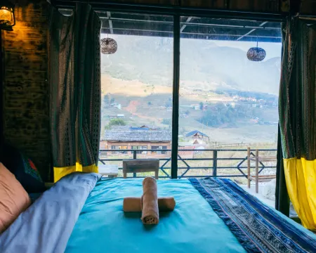 Sapa Plum Eco House Hotels in Ta Van