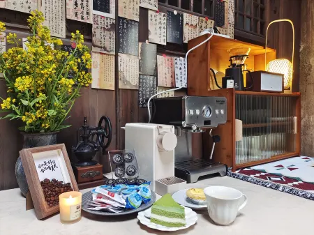 Jiwei Hotel Отели рядом с достопримечательностью «Yancun Ancient Building Complex in Ming and Qing Dynasties»