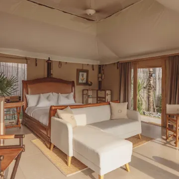 Aladdin Luxury Camp Отели рядом с достопримечательностью «Пристань для яхт Лодочная лагуна»