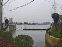 TNT電競飯店（賀州靈峰廣場店） - 2 星級