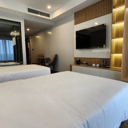 Lucky Phoenix Hotel & Apartment Отели рядом с достопримечательностью «Bac Ninh Museum»