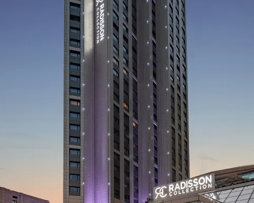 Radisson Collection Hotel, Yangtze Shanghai Hotels near Changning