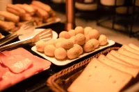 Milan Hotel - breakfast