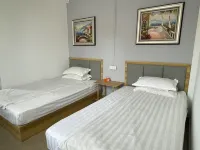 Honghai Accommodation (Zhuhai Huafa Business Area)
