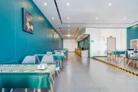 Huaxi Rui Boyun Hotel (Wanda Plaza, Manzhouli)