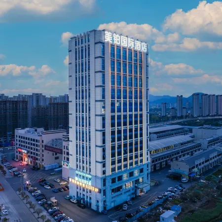 Member International Hotel