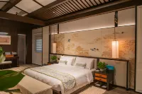 Guanhu Homestay Hotels in Longchang