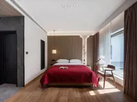 Qianna Qianxun Hotel (Luoyang Luoyi Ancient City Lijingmen Cross Street Branch)