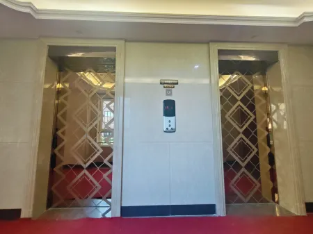 Hai Feng She Guesthouse, Naxiang Sea Branch Отели рядом с достопримечательностью «Dimond Beach Bath of DreamSea»