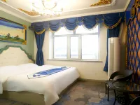 Hulunbuir Erguna Cloud Pasture Luxury Resort Hotel (Heishantou Branch) Hotels in Ergun City
