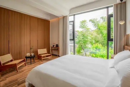 SuYe Homestay Отели рядом с достопримечательностью «Yuantong Temple»