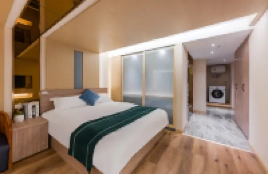 Xiamen Yunji Seaview Resort Apartment (Baolong Yicheng Lingdu Metro Station Store)