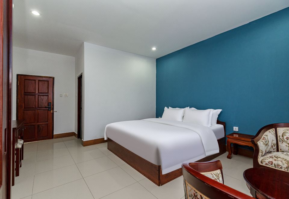 City Garden Hotel