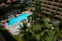 Guam Plaza Resort - Pool