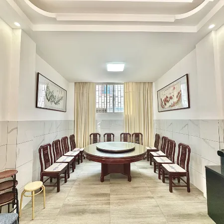 Mengzilingli Hotel (Honghe Sports Stadium Branch of Honghe Prefecture Government)