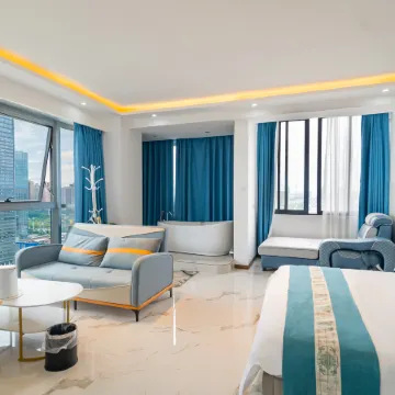 Sanheju Hotel (Kunming South High-speed Railway Station Wanda Plaza)