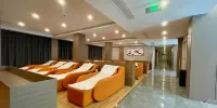 Guoyun Hotel (Dengzhou Renmin Road Bureau of Commerce) Hotels in Dengzhou