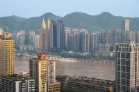 Yuli HAVEN Cloud Executive Apartment (Chongqing Jiefangbei Pedestrian Street 18th Ladder Store)