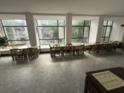 Yimi Hotel (Guangzhou Beijing Road Pedestrian Street Big Buddha Temple Branch)