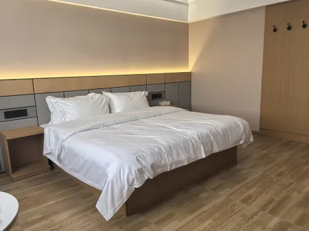 Fuyuan Donglai Business Hotel Отели рядом с достопримечательностью «Fuyuan Port»