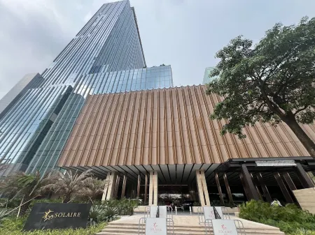 Solaire Resort North Отели рядом с достопримечательностью «The Immaculate Conception Cathedral of Cubao»