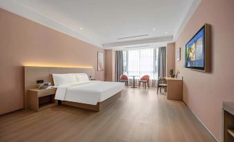 SAINT HOTEL(Chongqing Jiangbei Airport · Baoshu Lake Metro Station)